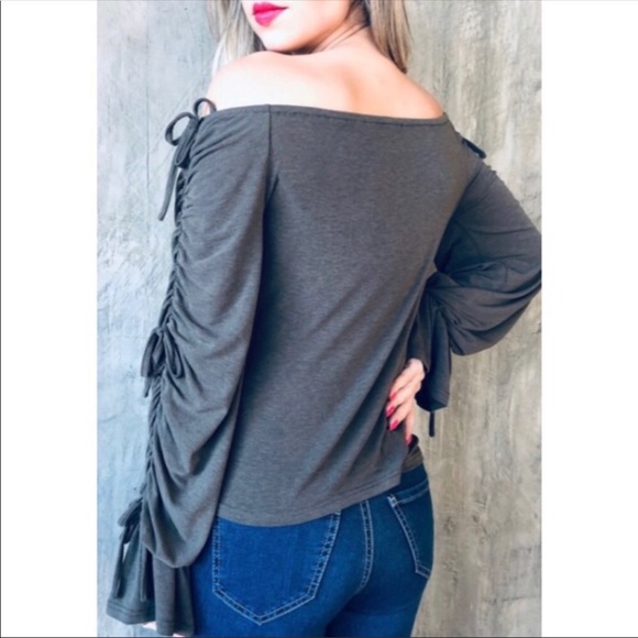 🆕 COUTURE GYPSY OFF THE SHOULDER TOP - Picture 3 of 3